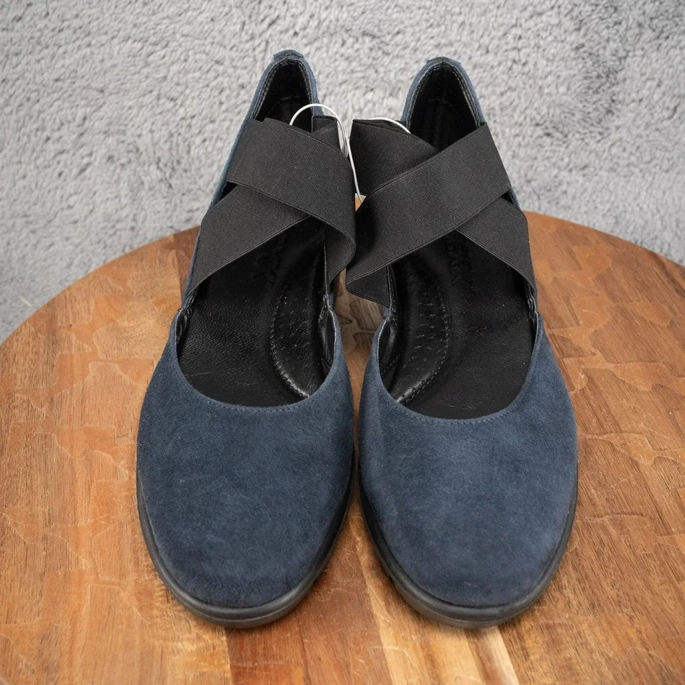 The Flexx Blue Suede Cross-Band Get Back‎ Mary Jane Wedge Shoes New Size 6